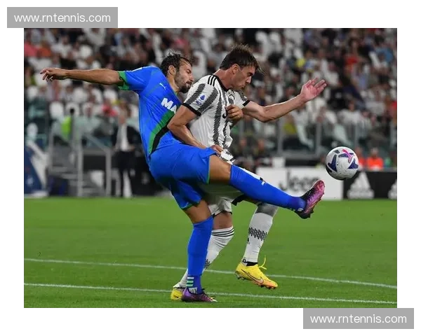 萨索洛足球俱乐部崛起之路:从小镇球队到意甲强队的成长历程 萨索洛足球俱乐部崛起之路:从小镇球队到意甲强队的成长历程